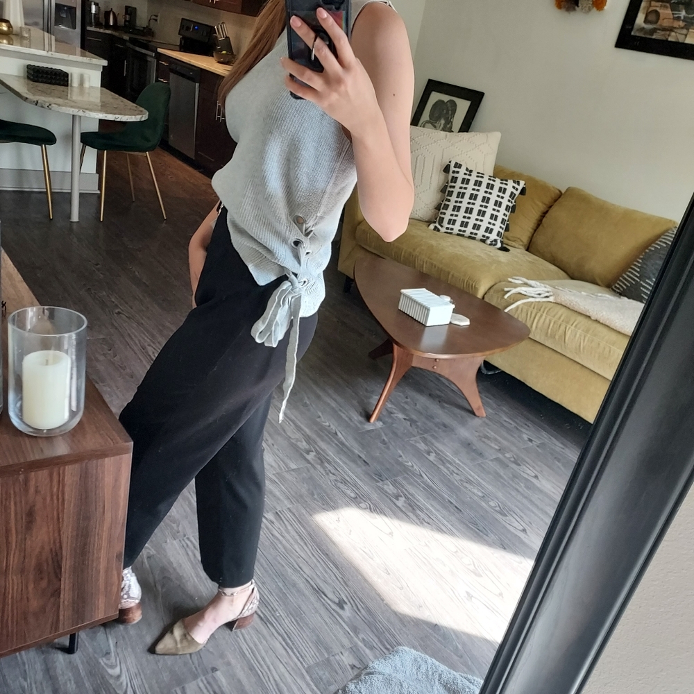 Summer sleeveless sweater side ties
